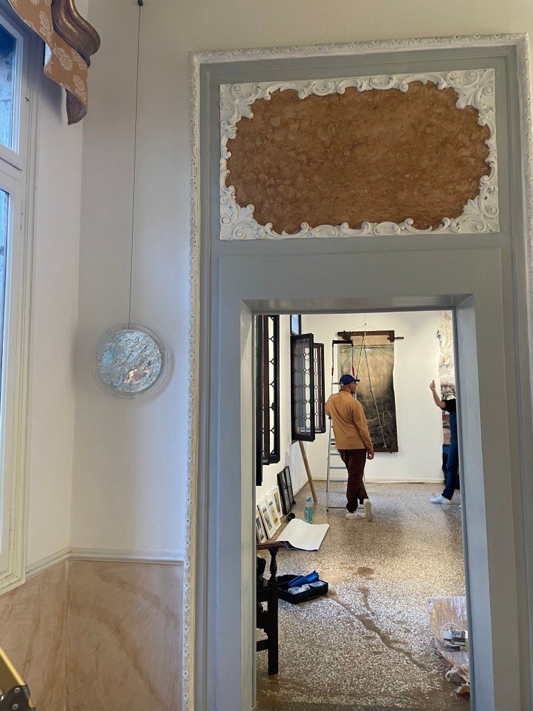 Behind the scene of Curar las Aguas- Venice